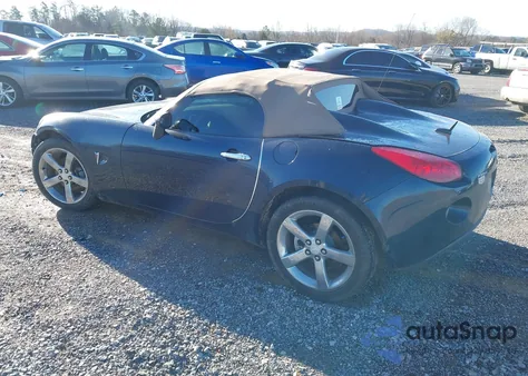 2007 Pontiac Solstice z USA, uszkodzony, nr VIN 1G2MB35B67Y109179
